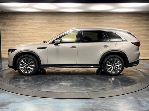 Used 2024 MAZDA CX-90 3.3 Turbo w/ Premium Package image 17