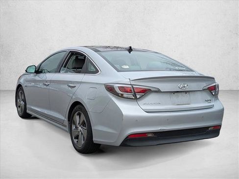 Used 2017 Hyundai Sonata Limited w/ Ultimate Package 02 image 6