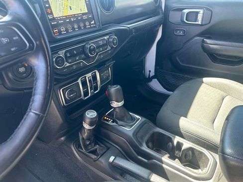 Used 2022 Jeep Wrangler Unlimited Sport AWD/4WD image 31