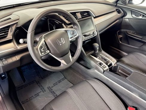 Used 2017 Honda Civic EX image 9