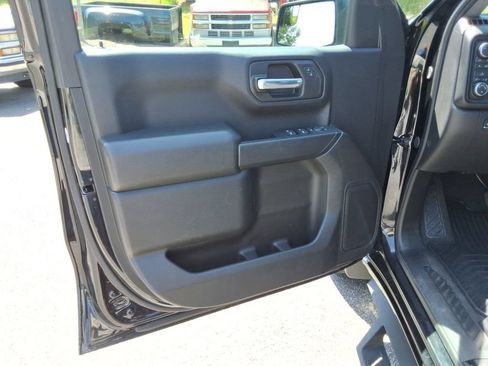 Certified 2024 Chevrolet Silverado 1500 Custom w/ LPO, Dark Essentials Package AWD/4WD image 23