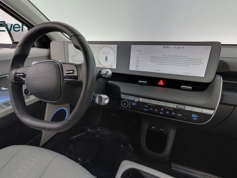 Used 2024 Hyundai Ioniq 5 Limited image 25