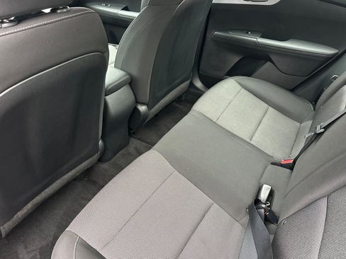 Used 2024 Kia Forte LXS image 9