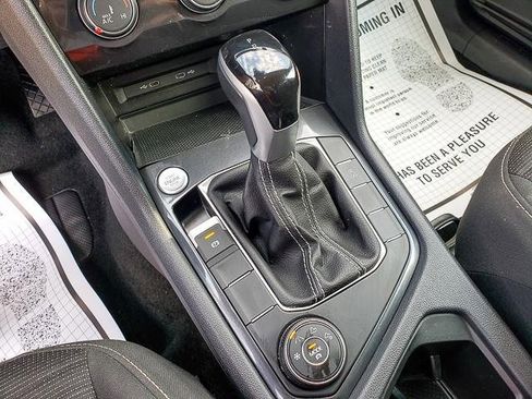 Used 2024 Volkswagen Tiguan S image 15