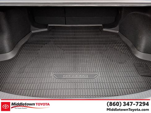 Certified 2023 Toyota Corolla SE image 32