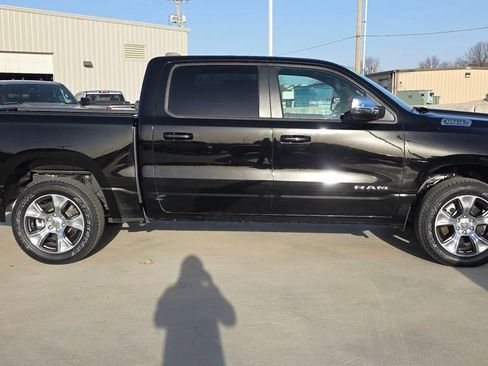 Used 2023 RAM 1500 Laramie AWD/4WD image 7