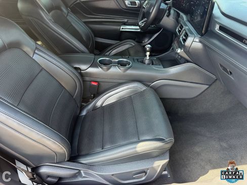 Used 2025 Ford Mustang GT Premium RWD image 29
