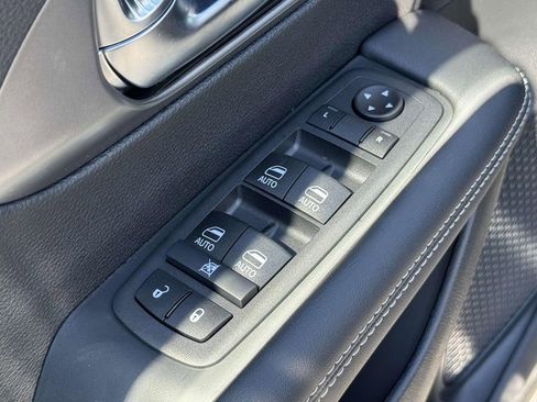 New 2026 Chrysler Voyager LX FWD image 27