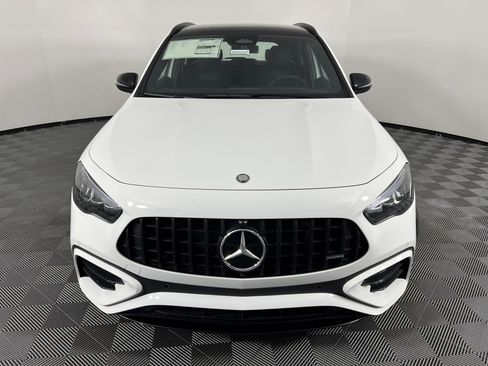 New 2025 Mercedes-Benz GLA 35 AMG 4MATIC image 5