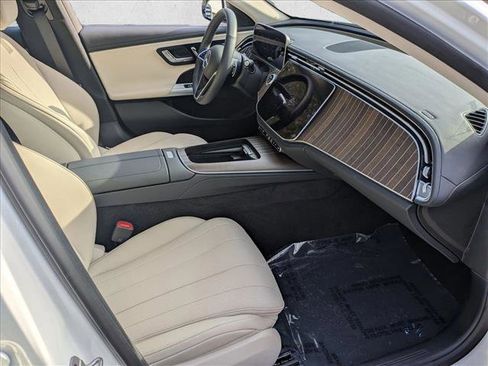 Used 2026 Mercedes-Benz E 350 Sedan image 22