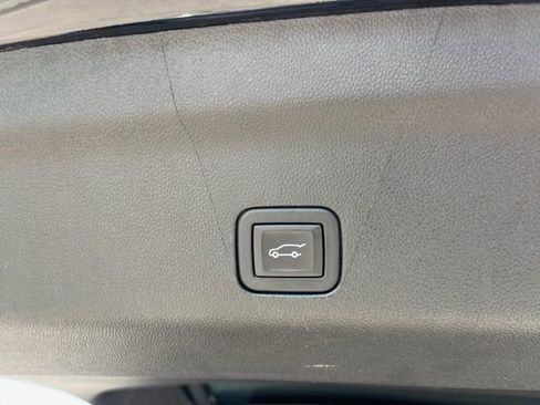 Used 2024 Chevrolet Suburban Premier w/ Max Trailering Package image 8