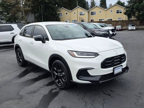 Certified 2024 Honda HR-V Sport image 18