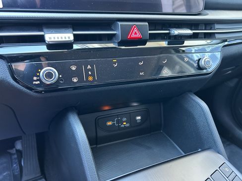 New 2026 Kia Sportage LX AWD/4WD image 22