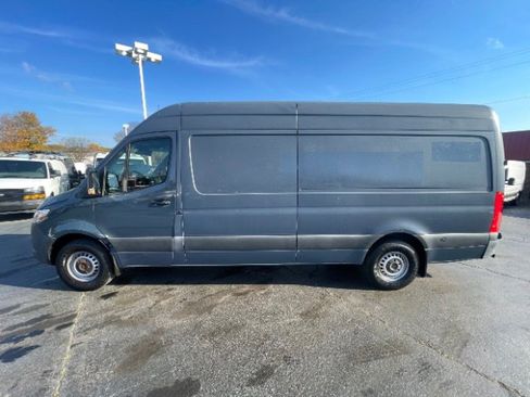 Used 2019 Mercedes-Benz Sprinter 170 image 8