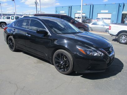 Used 2017 Nissan Altima 2.5 SR w/ Midnight Edition Package