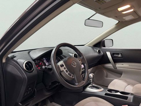Used 2011 Nissan Rogue SV w/ Premium Pkg image 11