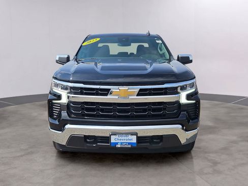 Used 2023 Chevrolet Silverado 1500 LT AWD/4WD image 2