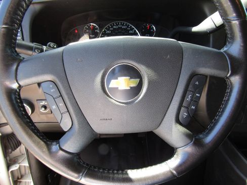 Used 2021 Chevrolet Express 2500 w/ Driver Convenience Package RWD image 14