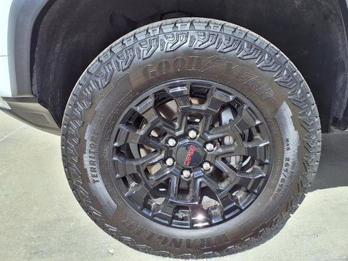 Certified 2026 GMC Canyon Elevation w/ Convenience Package image 21