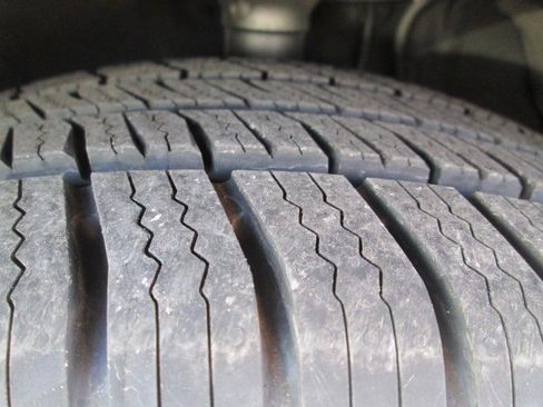 Used 2009 Toyota Camry LE image 8