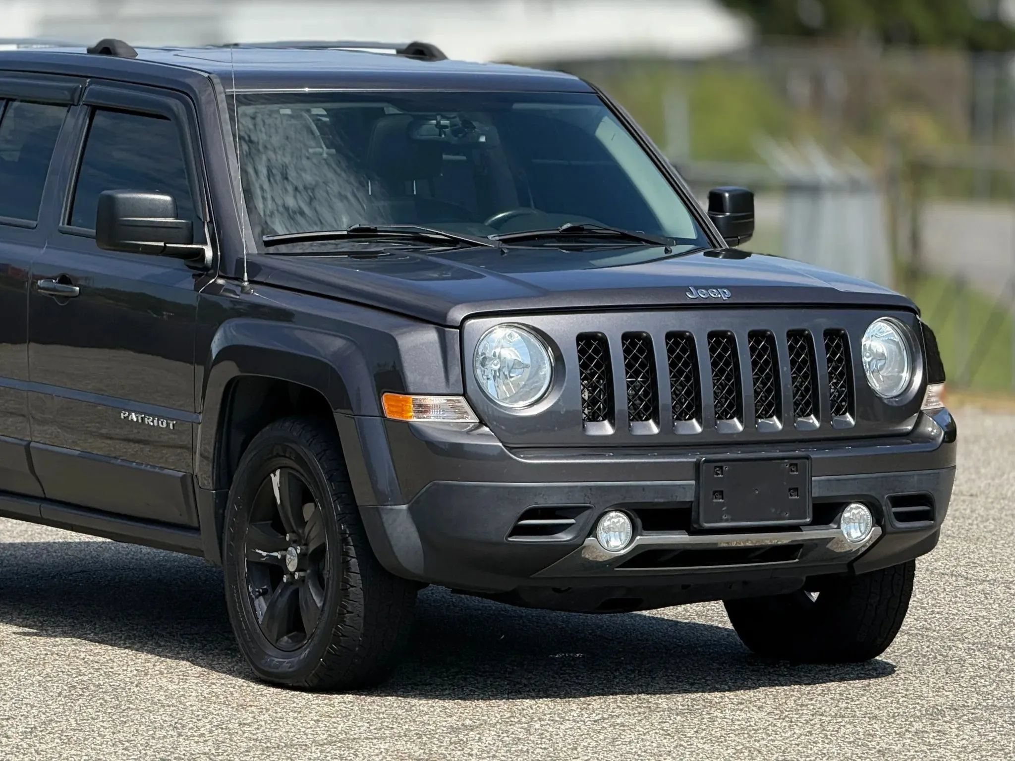 Used 2017 Jeep Patriot High Altitude AWD/4WD image 15