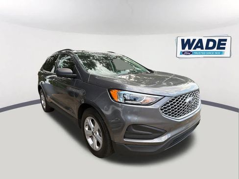 Used 2024 Ford Edge SE w/ Cargo Accessory Package AWD/4WD image 3