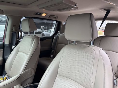 Used 2024 Honda Odyssey Elite image 22