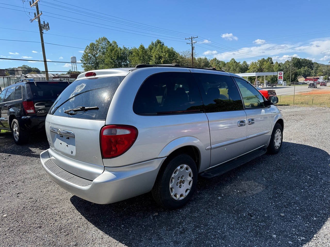 Used 2002 Chrysler Town & Country eL FWD image 12