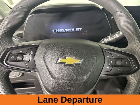 Used 2025 Chevrolet TrailBlazer LT AWD/4WD image 11
