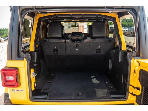 Used 2021 Jeep Wrangler Unlimited Rubicon w/ Dual Top Group AWD/4WD image 21