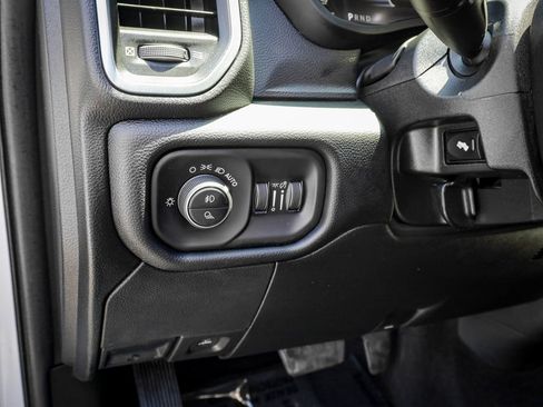 Used 2026 RAM 2500 Laramie AWD/4WD image 21