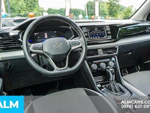 Used 2024 Volkswagen Taos S AWD/4WD image 27