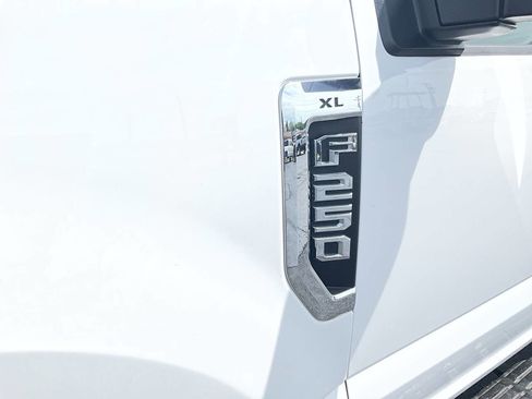 Used 2021 Ford F250 XL w/ Power Equipment Group AWD/4WD image 39