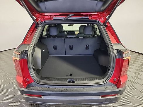 New 2026 Chevrolet Equinox ACTIV w/ Convenience Package III image 12