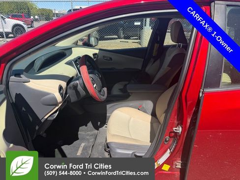 Used 2016 Toyota Prius Two FWD image 13