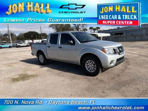 Used 2018 Nissan Frontier SV image 14