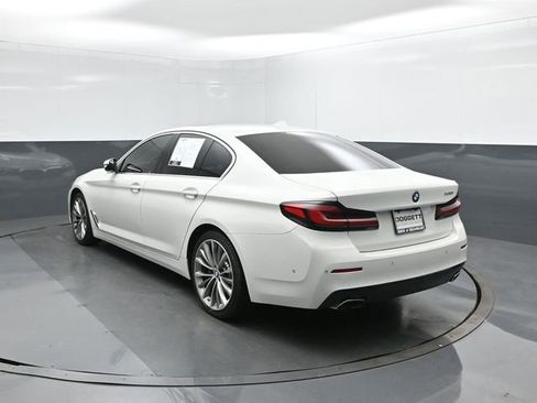 Used 2021 BMW 530i w/ Premium Package image 5