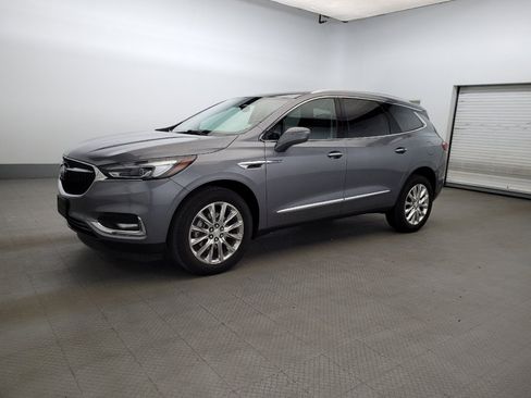 Used 2019 Buick Enclave Essence w/ Trailering Package, 5000 lbs. AWD/4WD image 2