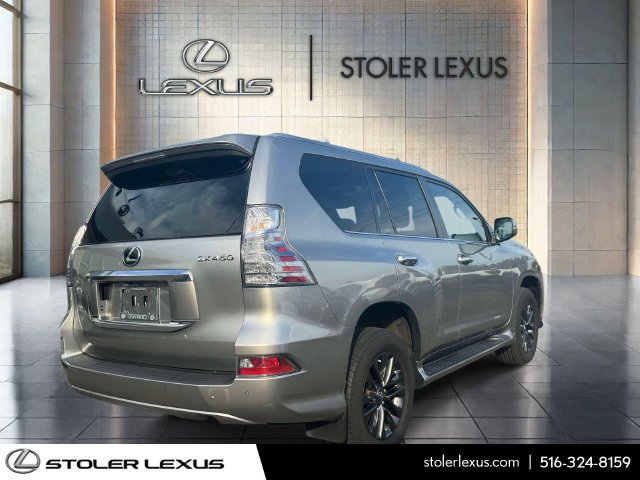 Used 2023 Lexus GX 460 Premium w/ Premium Package AWD/4WD image 4
