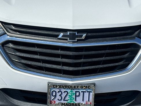 Used 2021 Chevrolet Equinox LT AWD/4WD image 45