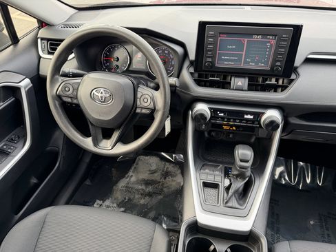 Used 2019 Toyota RAV4 LE image 49