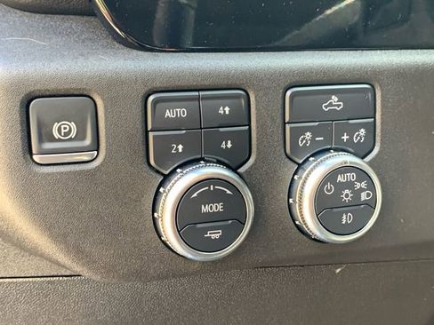 Used 2024 GMC Sierra 1500 Elevation w/ X31 Off-Road Package AWD/4WD image 24