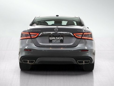 Used 2023 Nissan Maxima SL FWD image 4