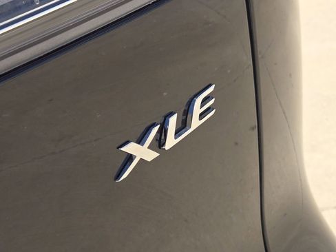 New 2026 Toyota Corolla Cross XLE FWD image 9