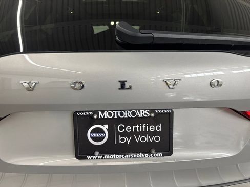 Certified 2023 Volvo XC60 B5 Plus w/ Protection Package Premier AWD/4WD image 31