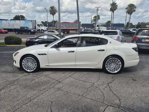 Used 2018 Maserati Quattroporte S GranSport Q4 AWD/4WD image 8