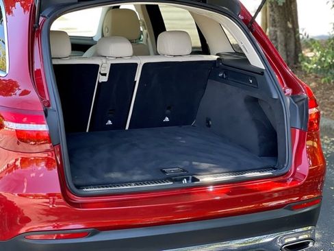 Used 2018 Mercedes-Benz GLC 300 image 48