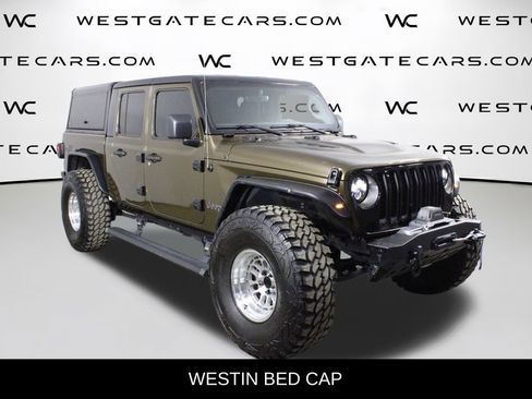 Used 2021 Jeep Gladiator Rubicon image 2