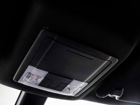 Used 2018 Ford Explorer Limited w/ Ford Safe & Smart Package image 35