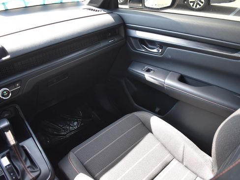 Used 2025 Honda CR-V Sport image 22